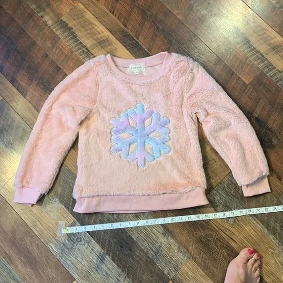 Pink soft snowflake sweatshirt size 10 box 7 - Picture 2 of 4